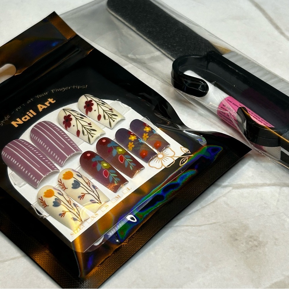 30 Piece Nail Art Set